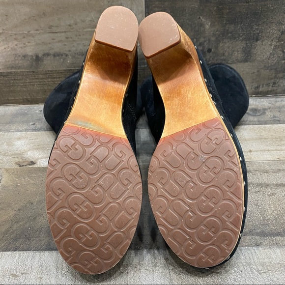 Ugg Australia 1955 Women’s Black Suede Shearling Boots Size 10 - Picture 3 of 9